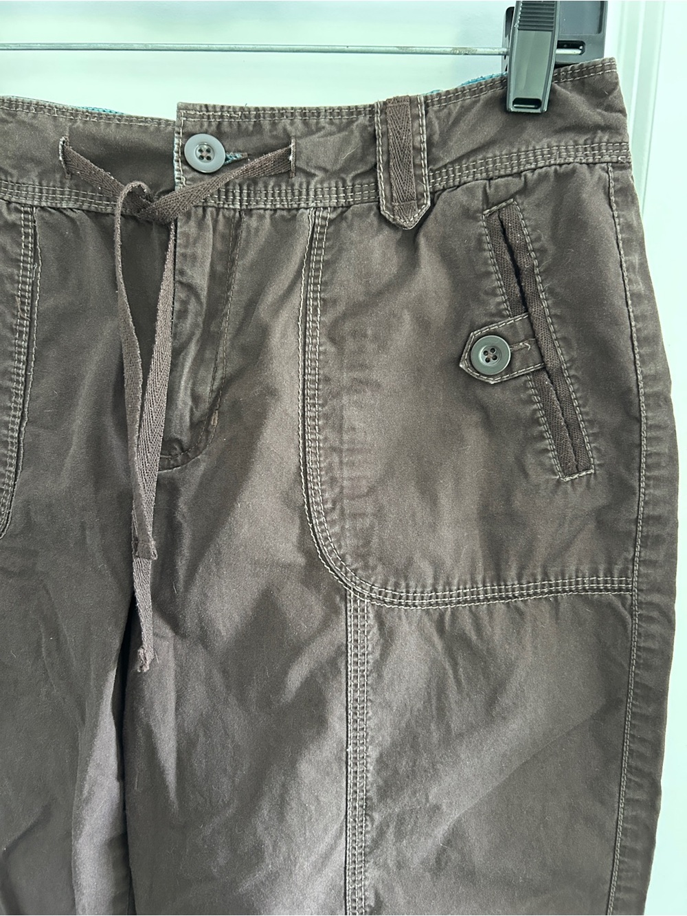 Capris - Picture 2 of 9
